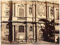 Sepiafoto van kerk